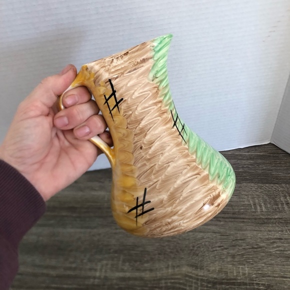 Vtg 1930s Myott Sons and Co Ceramic Pitcher - Picture 6 of 15